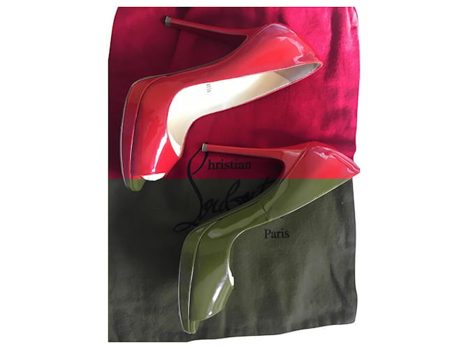 Christian Louboutin Yolanda 120 Coral Patent leather  ref.662634