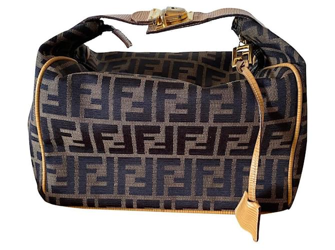 Fendi Zucca vanity Dark brown Cloth  ref.662635