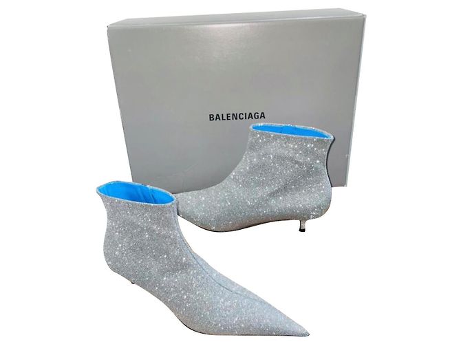Balenciaga botas de faca de dedo do pé de couro de bezerro Hardware prateado