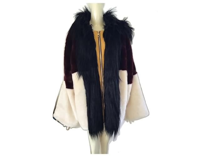 Manteau en fourrure Dolce & Gabbana Cuir Acrylique Multicolore  ref.664434