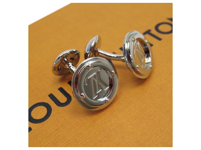 Louis Vuitton Travel key Silvery Metal  ref.665170