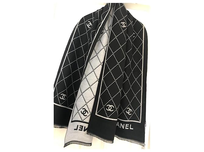 Chanel Scarves Black Grey Cashmere  ref.666600