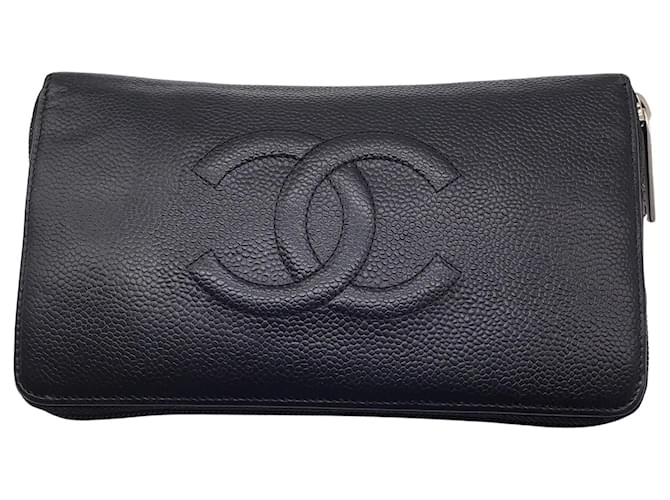 Chanel Black Cc Logo Embossed Zip-around Grained Leather Wallet   ref.667973
