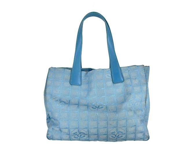 Chanel Blue New Travel Line Shoulder Bag Nylon ref.668809 - Joli