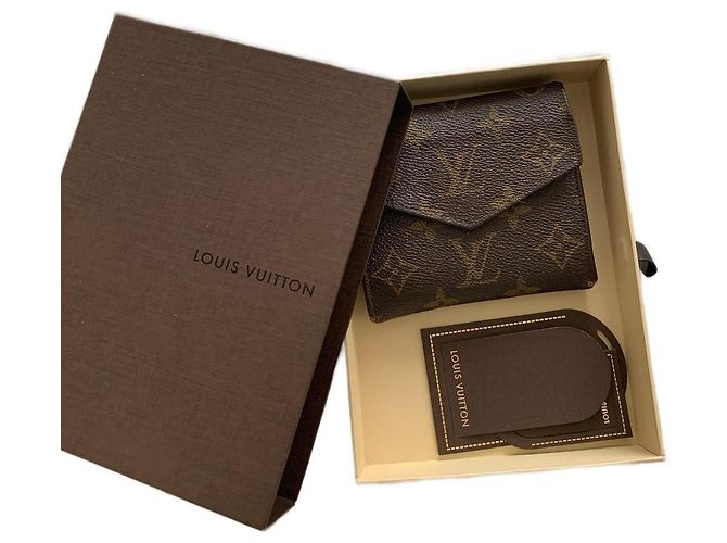 Louis Vuitton Purses, wallets, cases Light brown