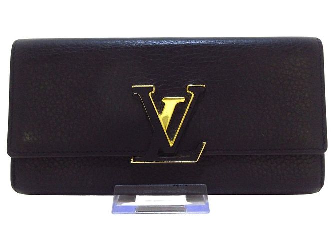 Louis Vuitton Capucines Black