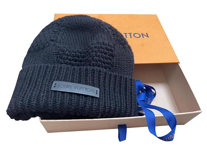 Louis Vuitton Hüte Marineblau Wolle  ref.671864