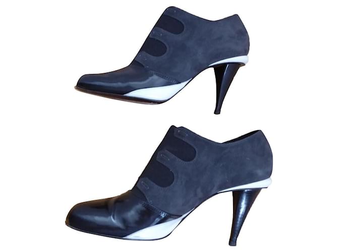 Fendi ankle boots from leather, suede with elastic inserts Black White Grey  ref.672527