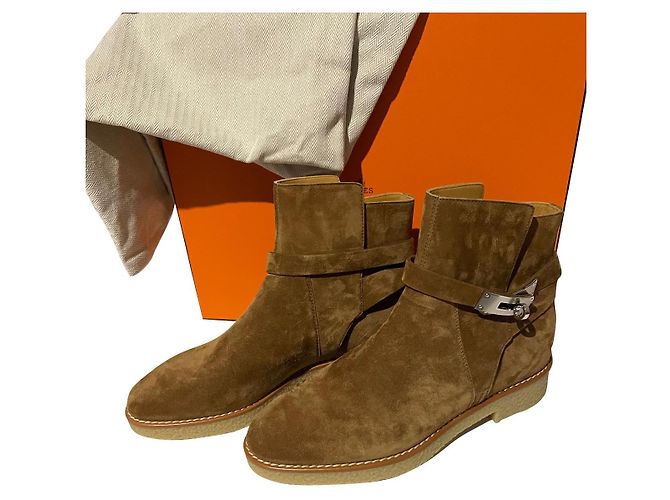 FOLLOW HERMÈS ankle boots Caramel