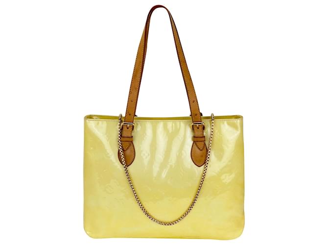 LOUIS VUITTON Handbag Brentwood Yellow Monogram Vernis Patent Leather Tote Preowned Camel  ref.674131
