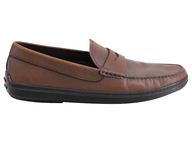 Tod's Loafers in Brown Leather  ref.675525