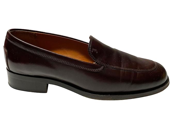Sapatos Tod's Pellame Articolo em couro marrom  ref.675720