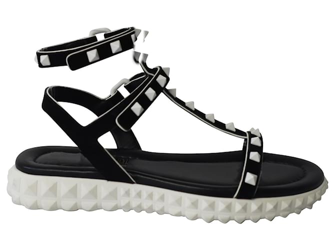 Valentino Garavani Rockstud Sandals in Black/White Suede and Rubber  ref.676222