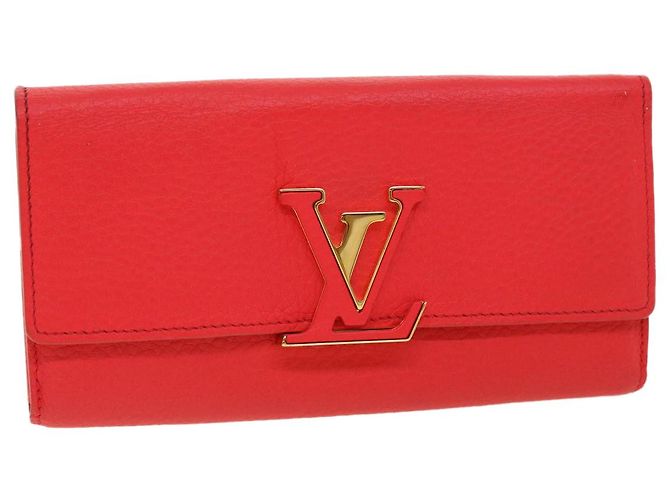 Louis Vuitton Portefeuille capucines Red
