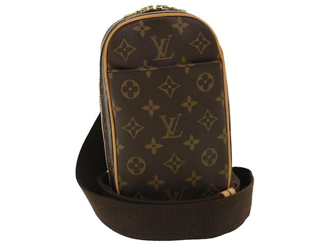 Louis-Vuitton-Monogram-Pochette-Gange-Crossbody-Bag-M51870