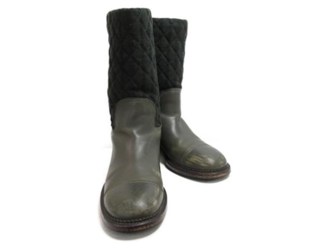 Chanel Short Boots Green Leather  ref.677816
