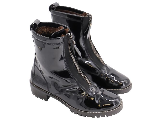 Botas com zíper Stuart Weitzman em couro preto brilhante