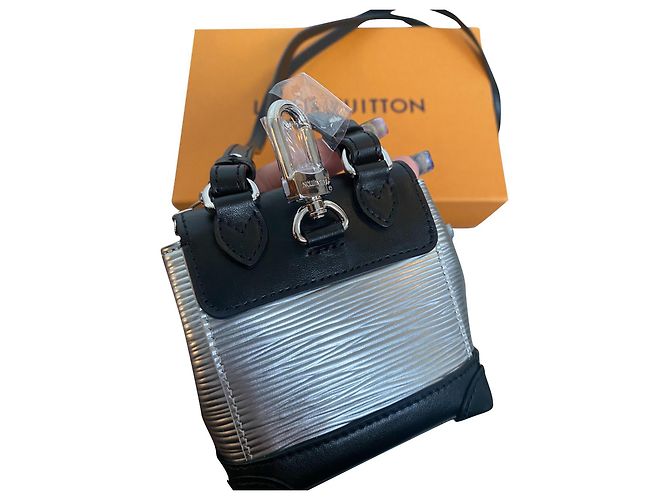 City Steamer Louis Vuitton Nano-Mikrodampfer-Rucksack Schwarz Silber Silber Hardware