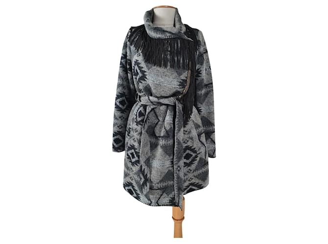 Autre Marque Coats, Outerwear Grey Wool  ref.679339