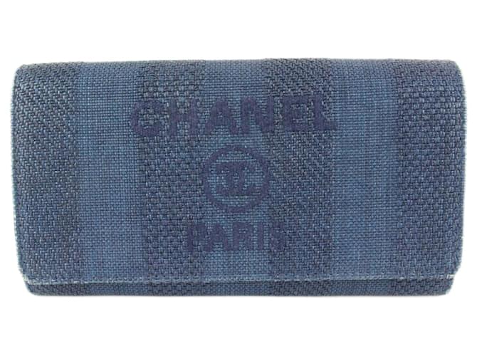 Chanel Portafoglio con patta Deauville con logo CC in denim blu scuro Giovanni  ref.679780