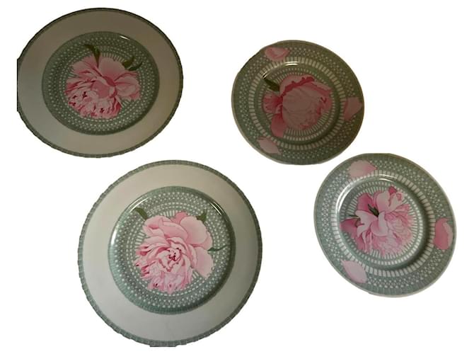 Hermès 4 Porcelain “Les Pivoines” Plates Pink Green Ceramic  ref.679976
