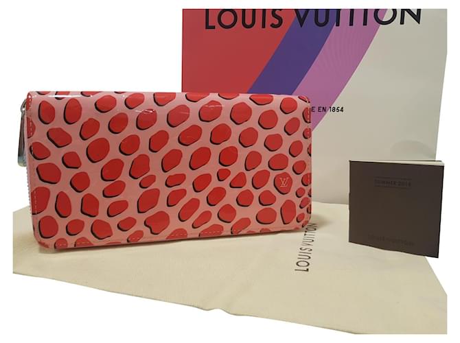 Cartera zippy de Louis Vuitton vernis dots jungle Rosa Charol  ref.680013