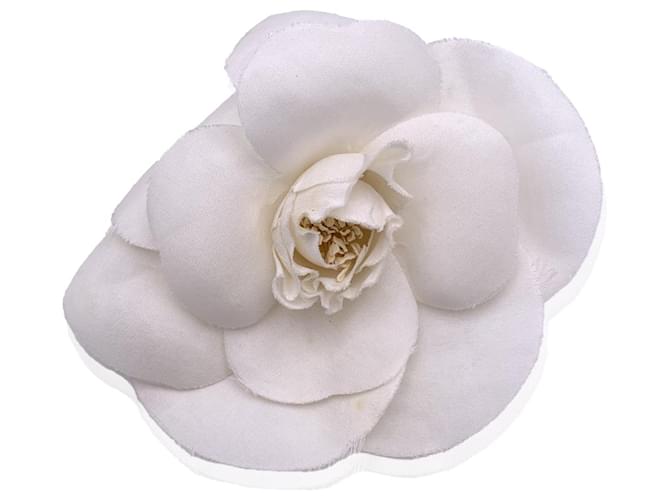 Vintage White Silk Flower Camelia Camellia Brooch Pin