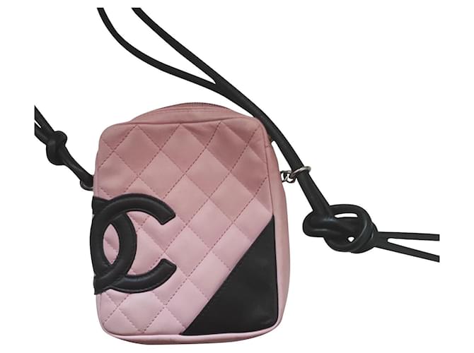 Cambon Chanel Satteltaschen Pink Leder  ref.683720
