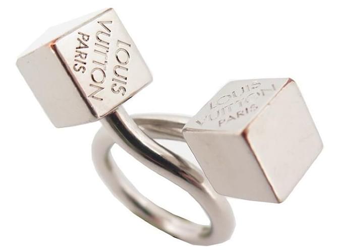 LOUIS VUITTON DES ENTRELACES RING SIZE 51 IN SILVER METAL SILVER RING Silvery  ref.685142