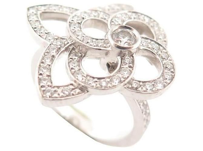 LOUIS VUITTON LES ARDENTES FLOWER RING 50 WHITE GOLD 18K AND DIAMONDS RING  Silvery ref.685193 - Joli Closet