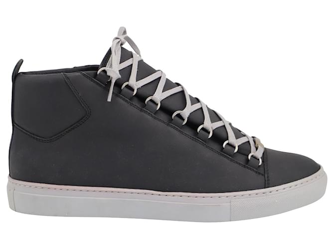 Balenciaga Arena High Top Sneakers in Black Leather  ref.685748