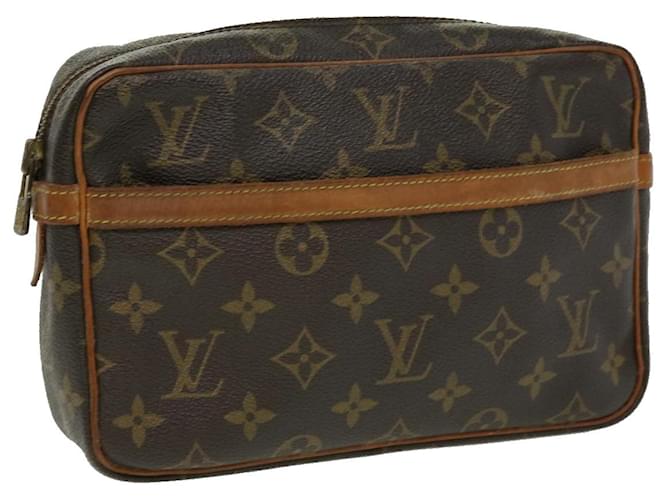 Sold at Auction: Louis Vuitton, Louis Vuitton Makeup bag Pouch LV Monogram  Canvas