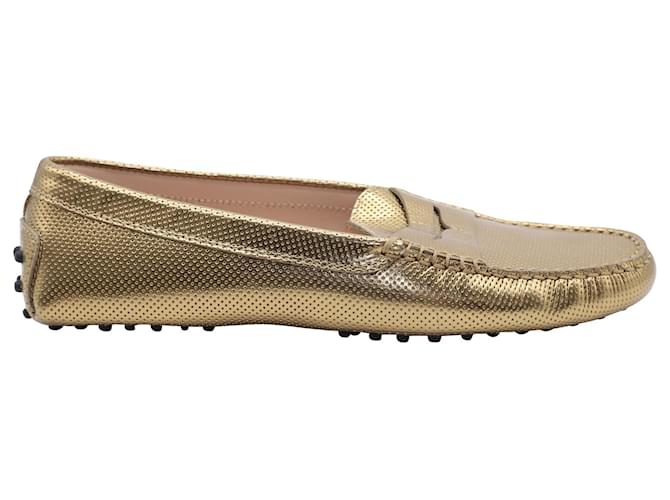 Tod's Gommino Driving Shoes with Perforated Design in Gold Leather  Golden  ref.686321