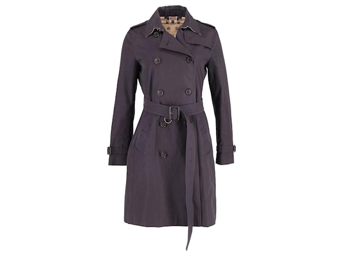 Trench Coat Chelsea Heritage Burberry de comprimento médio em algodão preto  ref.686726