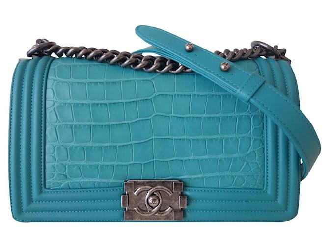CHANEL BOY ALLIGATOR BAG Turquoise Leather Exotic leather  ref.686841