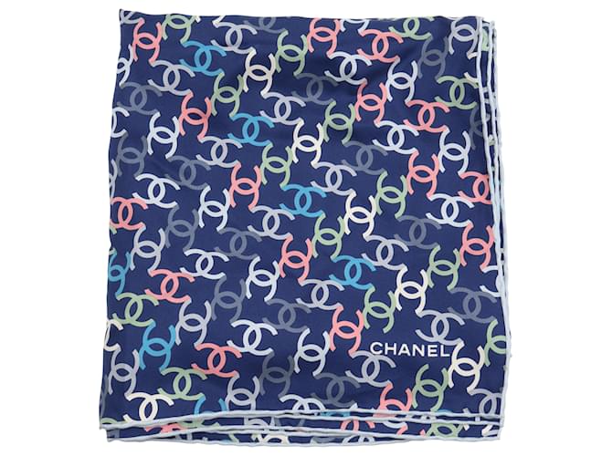 Echarpe Chanel Monogram Multicolore en Soie Imprimée Bleu Marine  ref.686976