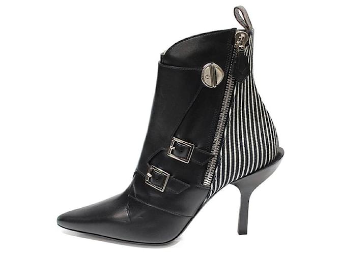 Louis Vuitton Ankle Boots Black Leather  ref.688447