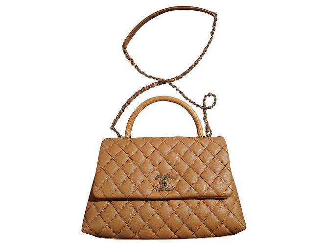 Chanel Coco Handle Borsa a tracolla beige in pelle