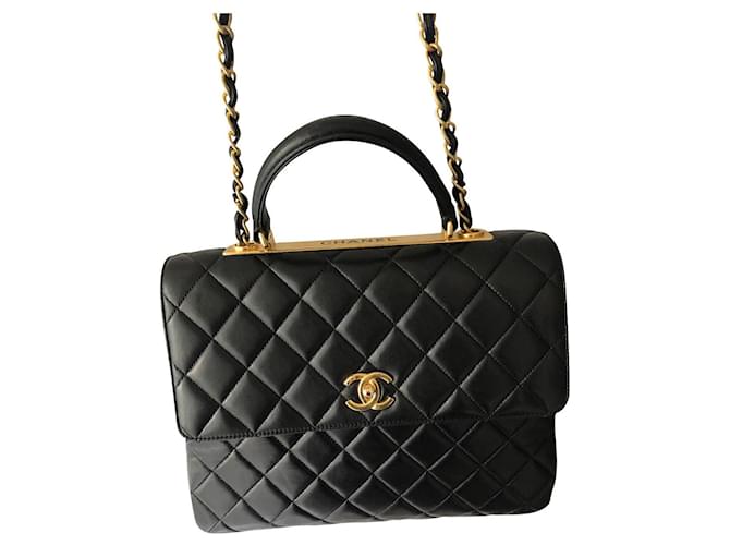 Chanel Hand bags Black Leather  ref.688771