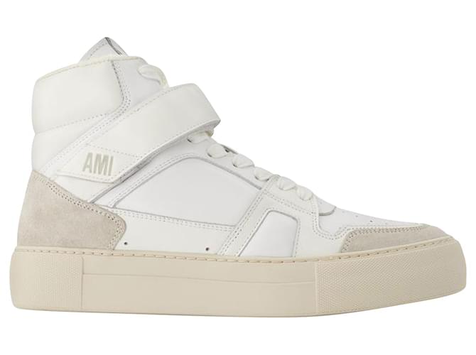 Ami Paris High-Top ADC Sneakers in White Leather  ref.689174