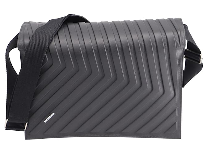 Balenciaga Car Messenger Bag en cuir de veau noir Cuir  ref.689880