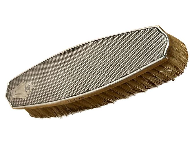 Cepillo de ropa Chanel Pelo de tejón Plata