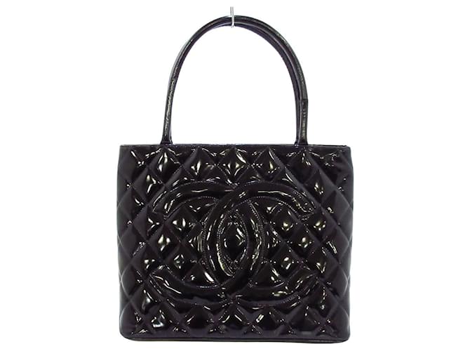 Medaillon Chanel Médaillon Black Leather  ref.691506