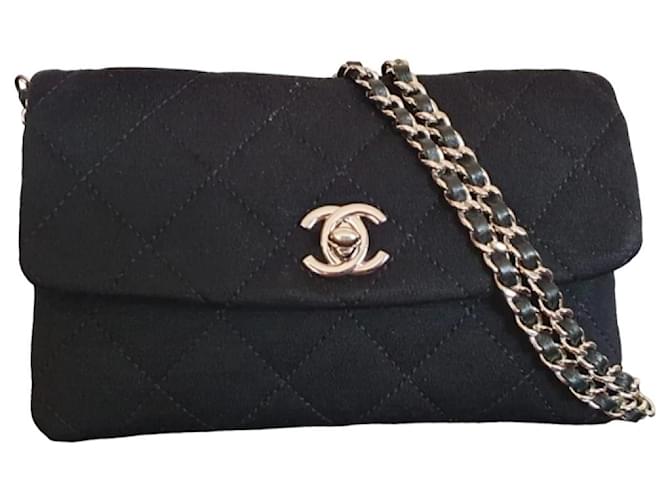Chanel Cross-body Bag Black Cotton  ref.694619