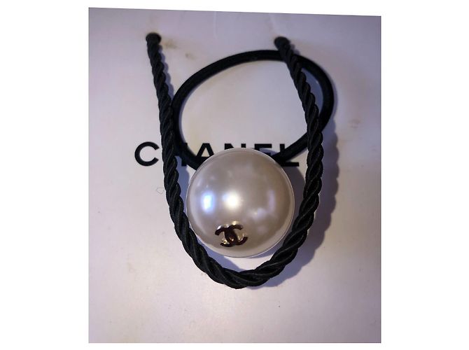 Chanel Accessori per capelli