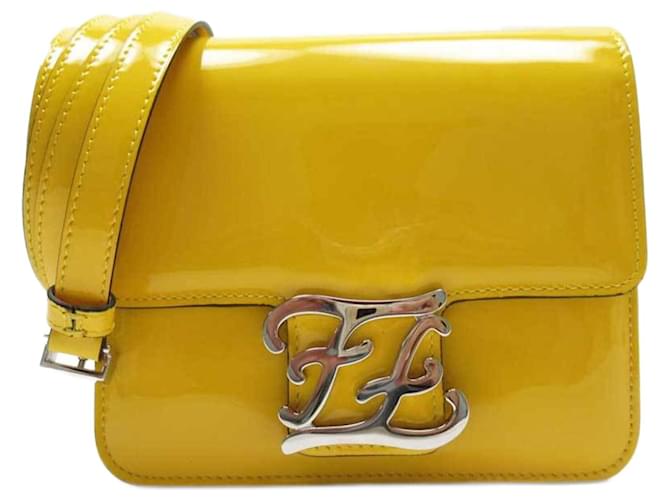 Fendi Yellow Patent leather  ref.695467