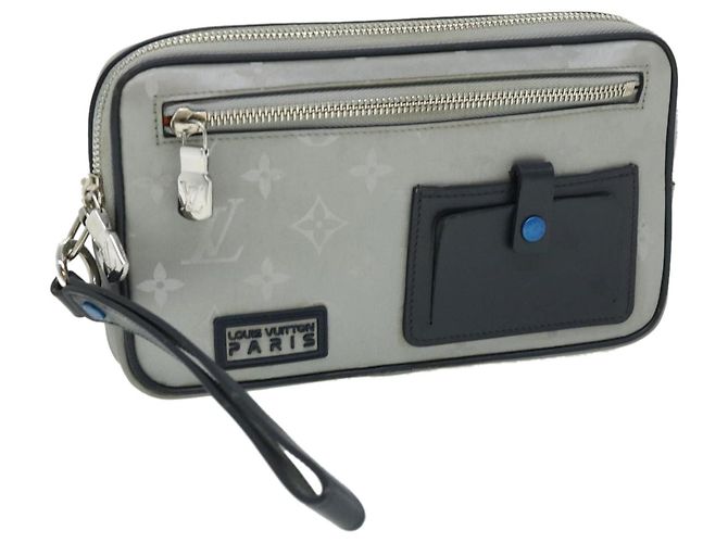 LOUIS VUITTON Monogram Satellite Alpha Clutch Silber M44171 LV Auth 32344BEIM