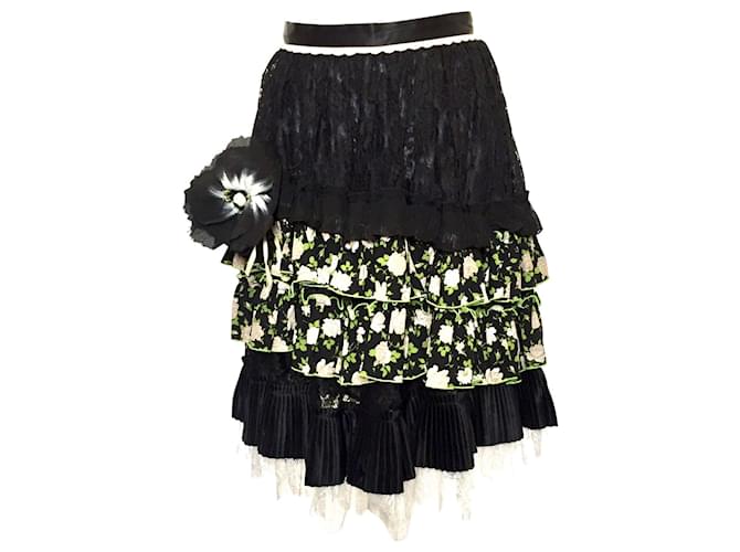 Dolce & Gabbana skirt in black silk with white rose and lace trim Multiple colors  ref.698445