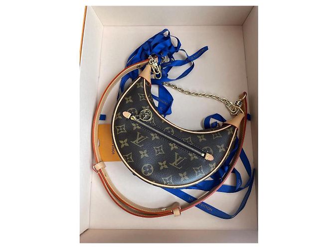 Bolsa Louis Vuitton Loop Marrom Bege