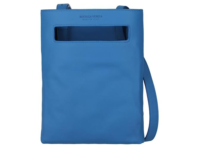 Bottega Veneta Intrecciato Leather Messenger Bag Blue  ref.698698
